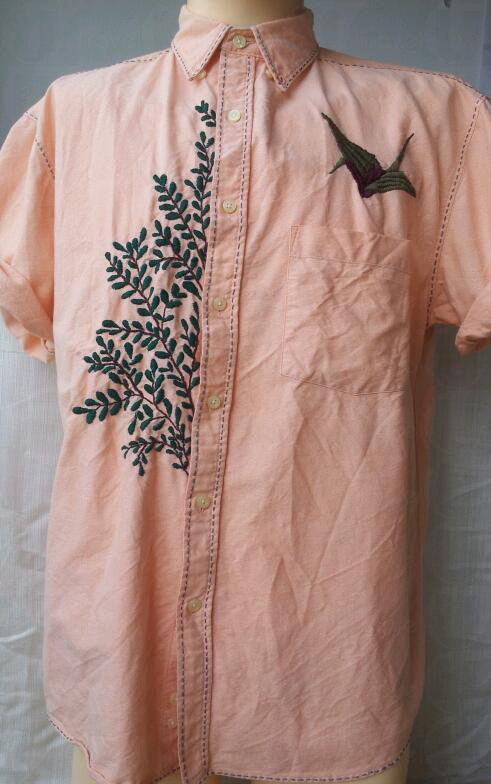 小烏恤衫 B1,100/HK$284 曼谷