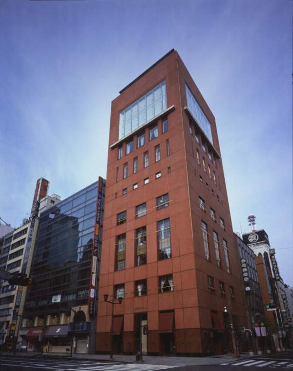 東京