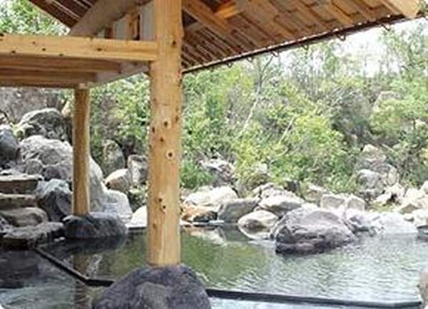 相片來源:長島溫泉「湯あみの島」 名古屋