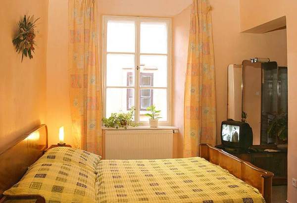 傑斯基克姆羅夫