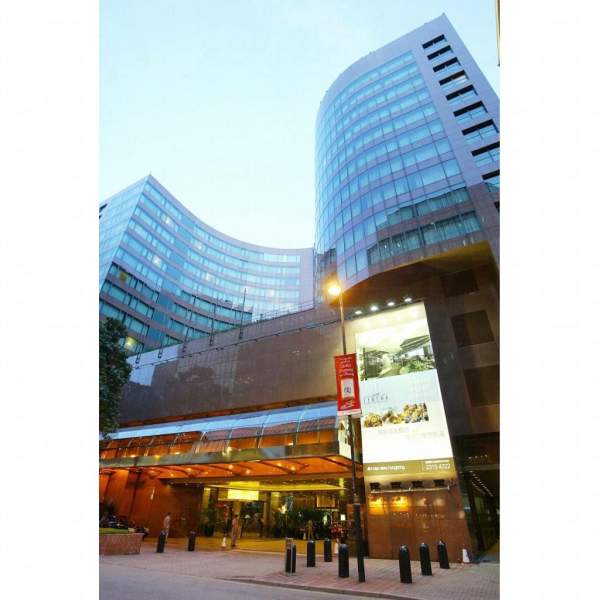 酒店外形時尚華麗。 香港