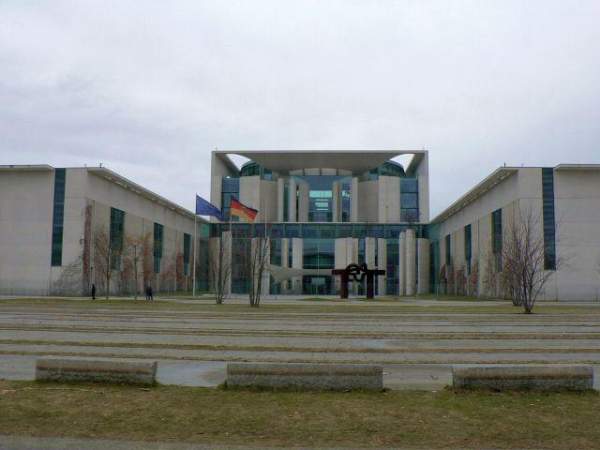 聯邦總理府是新建聯邦政府區最醒目的建築之一。(相片來源:Angela Chan) 柏林