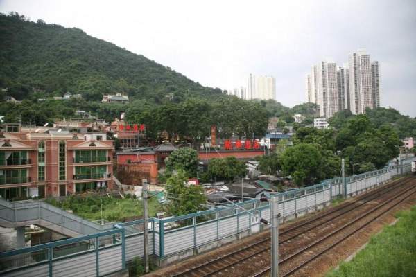 香港