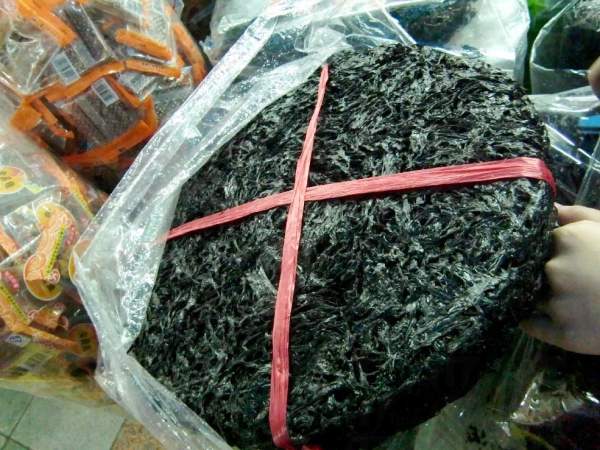 從三門島來的野生紫菜,味道香得不得了。 深圳