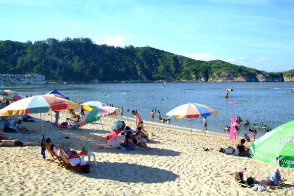 東灘可與南丫島相望。 香港