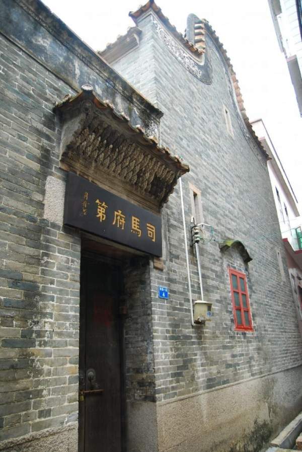 小洲村內的不少建築皆具歷史風韻,值得一覽。 廣州