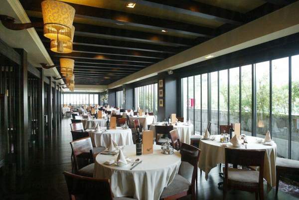 夜上海的裝修揉合現代及老上海的風格,富有藝術感。 香港