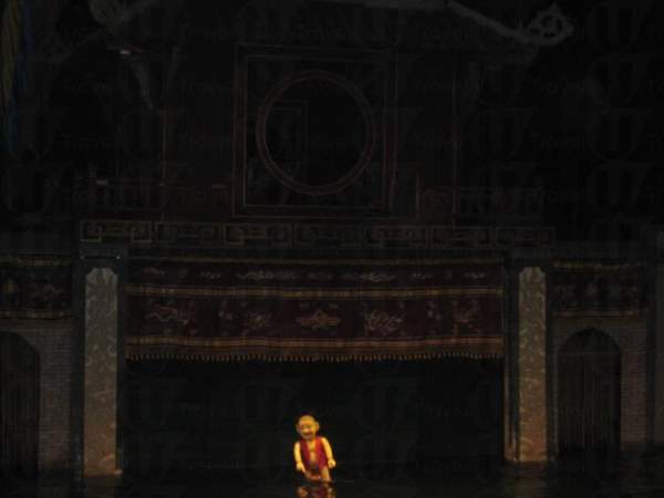 農民造型的木偶。(相片來源:越南航空) 河內市