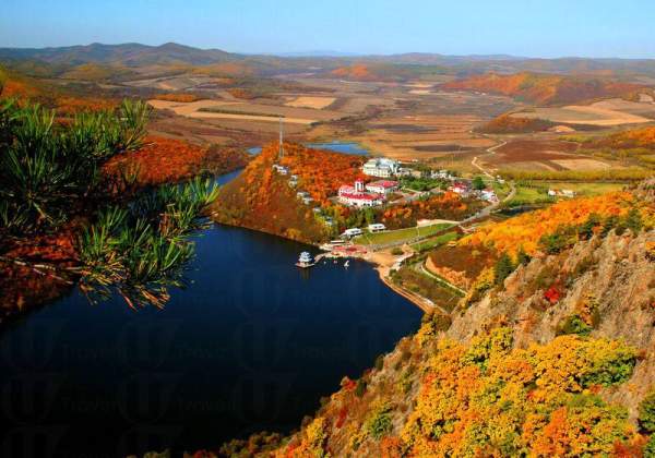 麒麟山風景區集自然景觀和人文景觀巧妙結合,是一處不可多得的旅遊勝地。 黑龍江其他