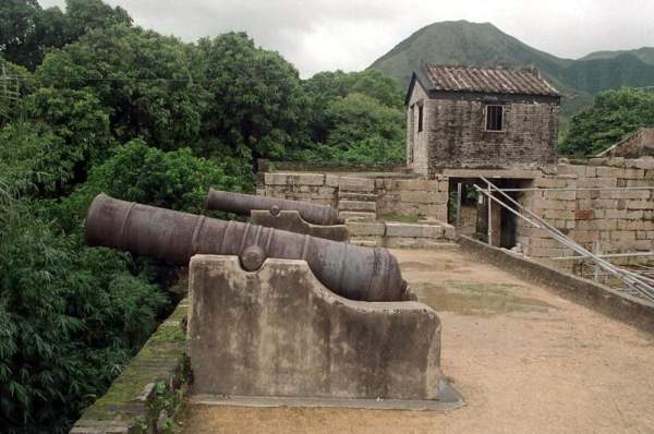 每杖大炮在當年都被刻上文字,極具歷史價值。 香港