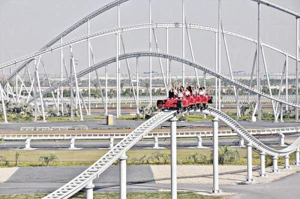 Formula Rossa 是全球最快過山車,光在遠處觀看都可感受到其官能刺激。 阿布札比