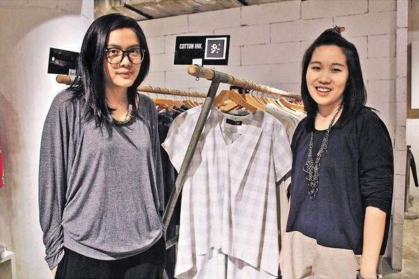 Cotton Ink 的創辦人,正是兩位年輕樸素的 Ria 與 Carline。(相片來源:劉景茵) 雅加達