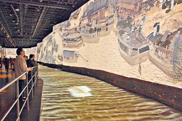 電子動態版《清明上河圖》是我等未參與過上海世博的人熱切想看的,20 元人民幣抵睇! 上海