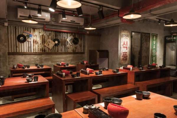 辛安東元祖奶奶雞 香港