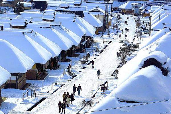 當冬天時分,披上雪衣的大內宿相當可愛 (圖: Wasedabook) 福島