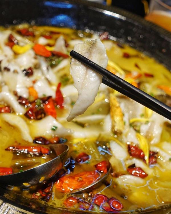 授權轉載:IG@macaufoodie_toutou 澳門江小魚冷鍋酸菜魚:酸菜魚